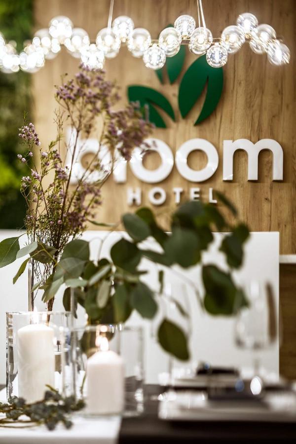 Bloom Hotel Airport Okecie Raszyn Exterior photo